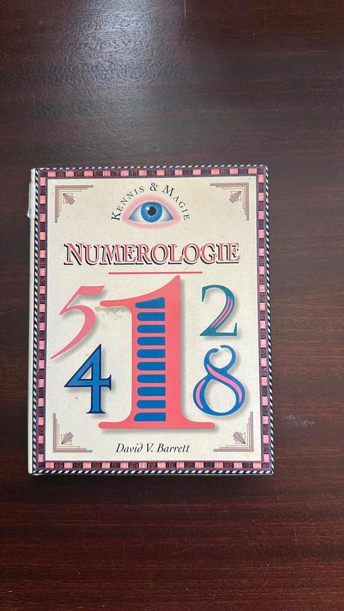 D.V. Barrett - Numerologie, Boeken, Esoterie en Spiritualiteit, Zo goed als nieuw, Overige typen, Ophalen of Verzenden