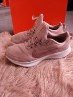 Nike run all day 2e sneakers, Nike, Gedragen, Beige, Ophalen of Verzenden