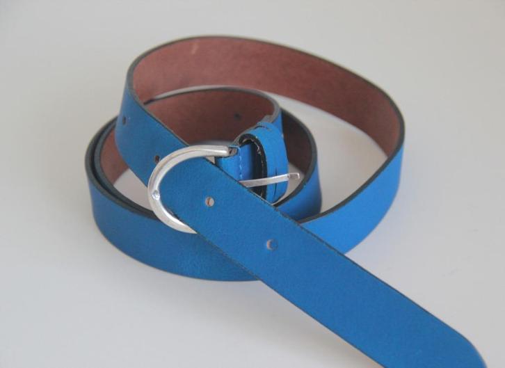 Legend - Nieuwstaat riem / leer leder / blauw / maat 85, Kleding | Dames, Riemen en Ceinturen, Zo goed als nieuw, Tailleriem, 80 tot 90 cm
