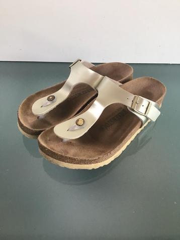 GRATIS VERZENDEN | BIRKENSTOCK Gizeh gouden slippers 36 beschikbaar voor biedingen