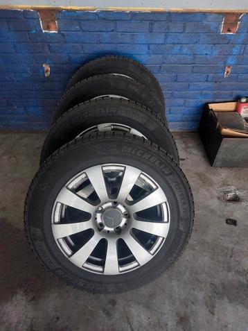 W212 e-klasse originele velgen met Michelin winterbanden beschikbaar voor biedingen