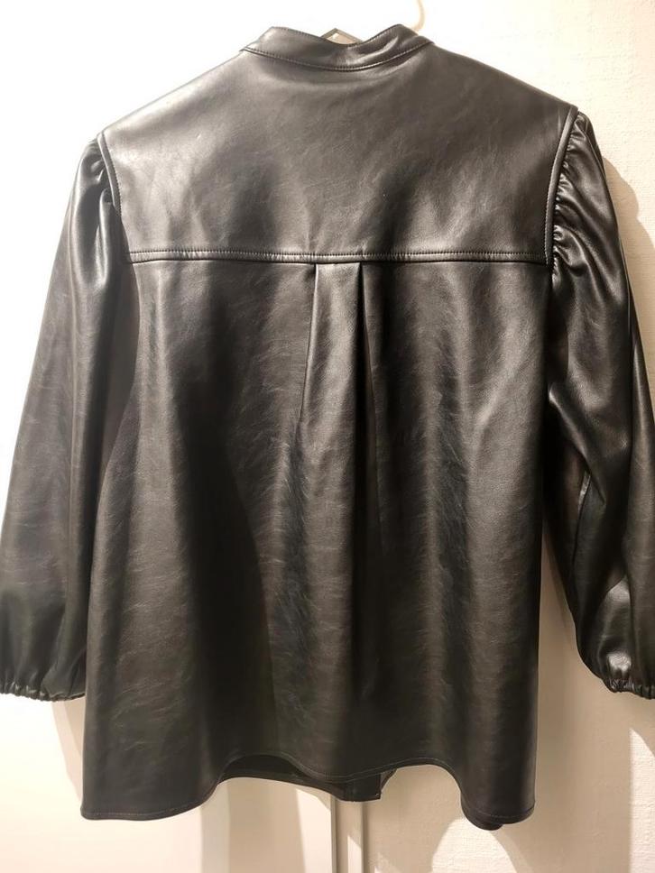 NIKKIE BLOUSE 38 zgan, Kleding | Dames, Blouses en Tunieken, Zo goed als nieuw, Maat 38/40 (M), Ophalen of Verzenden