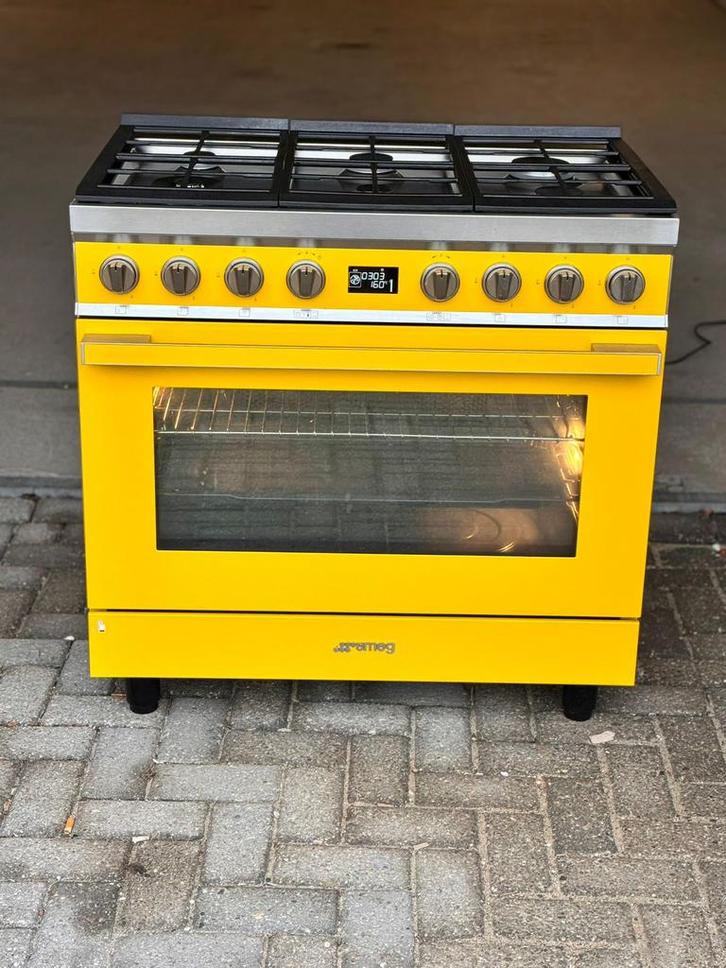 Smeg Gasfornuis, Witgoed en Apparatuur, Fornuizen, Zo goed als nieuw, Vrijstaand, Gas, 5 kookzones of meer, 90 tot 95 cm, 60 cm of meer