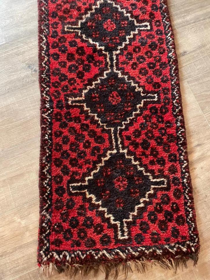 Vintage berber vloerkleed wandkleed perzisch tapijt kleedje, Antiek en Kunst, Antiek | Kleden en Textiel, Ophalen of Verzenden