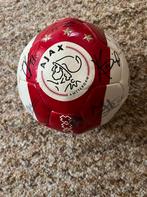 Ajax bal met handtekeningen elftal 2012/2013, Ophalen of Verzenden, Gebruikt, Bal