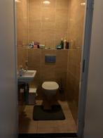 Te koop 2 complete wc inrichtingen  kleur pergamon, Doe-het-zelf en Verbouw, Sanitair, Toilet, Gebruikt, Ophalen