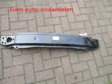 voorbumperbalk yaris P 13 beschikbaar voor biedingen