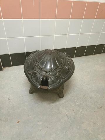 Oude Kolenbak - Decoratief beschikbaar voor biedingen