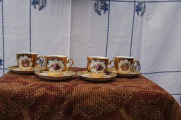 Kop en schotels 24 karaat Bavaria beschikbaar voor biedingen