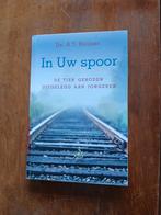 WD015. In Uw Spoor - Ds. A.T. Huijser, Ophalen of Verzenden, Zo goed als nieuw, Ds. A.T. Huijser, Christendom | Katholiek