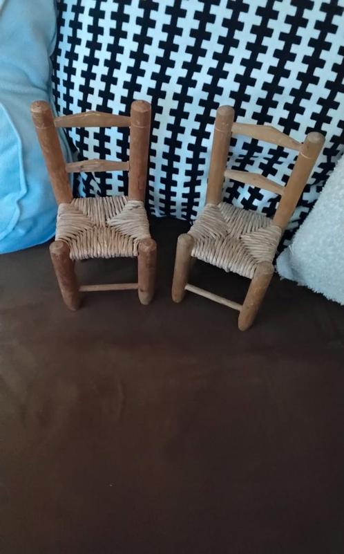 Vintage Retro houten rieten Stoelen Set, Kinderen en Baby's, Speelgoed | Poppen, Barbie, Ophalen of Verzenden