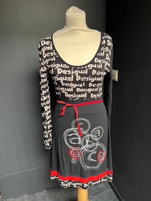 Zwart beige dames jurk van DESIGUAL maat XL, Kleding | Dames, Jurken, Zo goed als nieuw, Maat 46/48 (XL) of groter, Zwart, Boven de knie