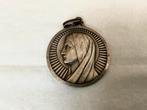 Oude zilveren medaille Maria, Verzenden
