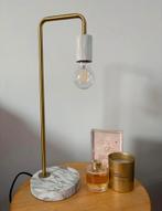 Leuke goud messing met marmeren Living & Light tafellamp., Huis en Inrichting, Lampen | Tafellampen, Ophalen, Zo goed als nieuw