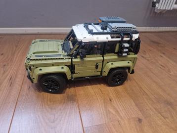 Land rover classic defender lego 42110 beschikbaar voor biedingen