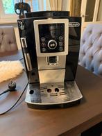 De longhi koffiebonenmachine met melkopschuimer, Ophalen of Verzenden, Zo goed als nieuw, Koffiemachine