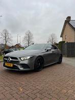 Mercedes-Benz A-Klasse A 180 136pk 2021 AMG Panorama, Auto's, Mercedes-Benz, Voorwielaandrijving, 136 pk, 4 cilinders, Handgeschakeld