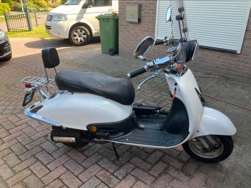 Retro scooter te koop of te ruil, Fietsen en Brommers, Snorfietsen en Snorscooters, Gebruikt, Ophalen of Verzenden