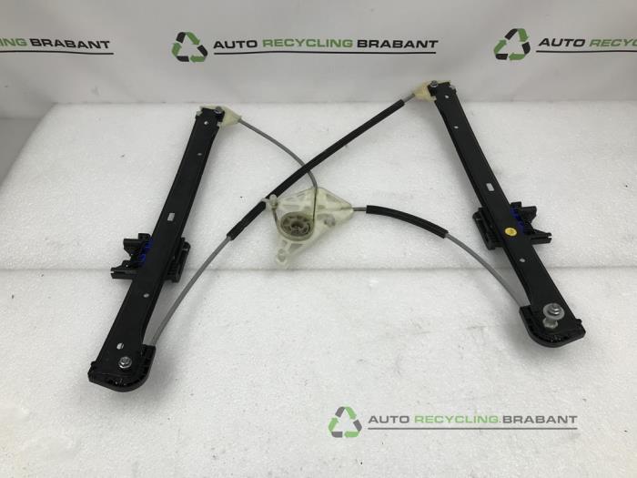 Ruitmechaniek 4Deurs rechts-achter van een Audi Q7, Auto-onderdelen, Ruiten en Toebehoren, Gebruikt, 3 maanden garantie, Ophalen of Verzenden