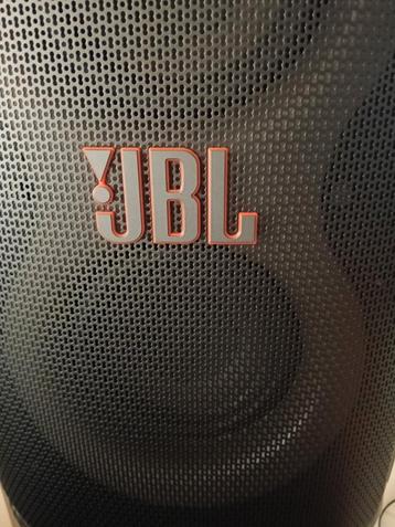 TE HUUR JBL 320 stage partybox beschikbaar voor biedingen