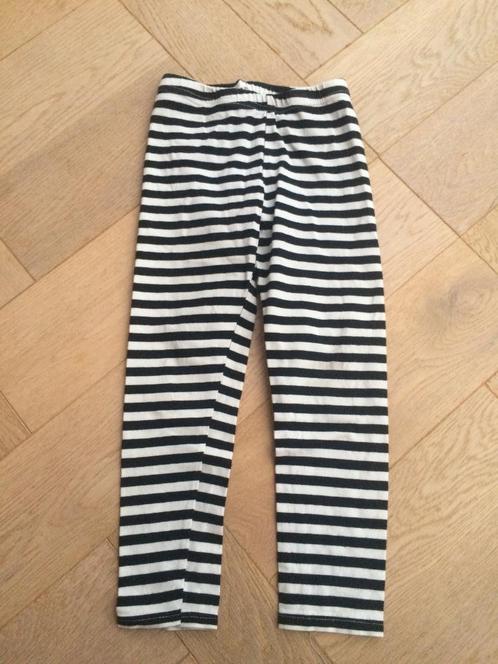 zgan zwart/wit gestreepte legging maat 104, Kinderen en Baby's, Kinderkleding | Maat 104, Zo goed als nieuw, Meisje, Broek, Ophalen of Verzenden