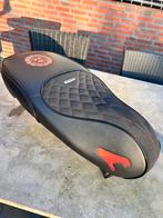 Vespa Sprint zadel AMG x HELLA CASH❗️(NIEUW), Ophalen of Verzenden, Nieuw, Zadel, Vespa