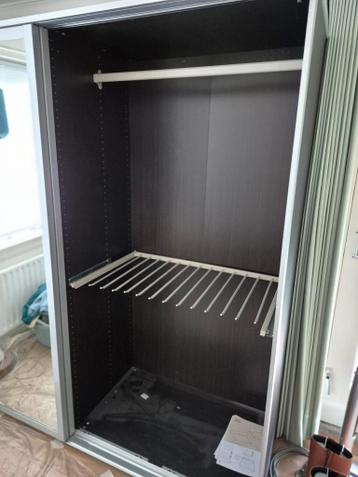 IGS: IKEA Pax kast 200x201x66cm met spiegel schuifdeuren - afbeelding 3