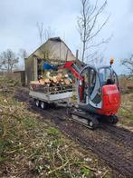 Minigraver met sorteergrijper en 3 baken te huur, Tuin en Terras, Haardhout, Ophalen of Verzenden, Blokken, Overige houtsoorten