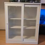 IKEA Syvde vitrinekast wit met schuifdeuren zgan, Ophalen, Met deur(en), 100 tot 150 cm, 100 tot 150 cm