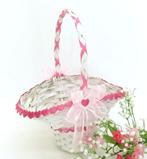 Schitterende witte rieten strooimandje met roze hartjes., Ophalen of Verzenden, Nieuw, Feestartikel, Geboorte of Huwelijk