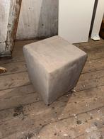 Auping Poefje / Nachtkastje - Stijlvol en Praktisch, Ophalen, Minder dan 50 cm, Vierkant, Zo goed als nieuw