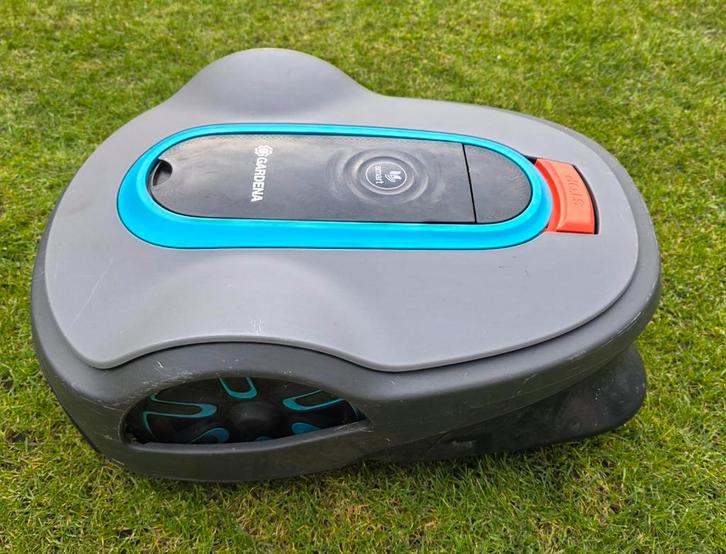 Gardena SILENO life 750 robotmaaier z.g.a.n., Tuin en Terras, Robotmaaiers, Zo goed als nieuw, 20 tot 25 cm, Bestuurbaar via app