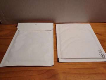 Luchtkussenenveloppen C13, 150 x 215 mm, port betaald. beschikbaar voor biedingen