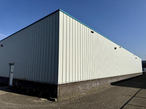 Staalconstructie met installaties & entresolvloer met lift, Zakelijke goederen, Bedrijfs Onroerend goed, Opslag of Loods, Koop