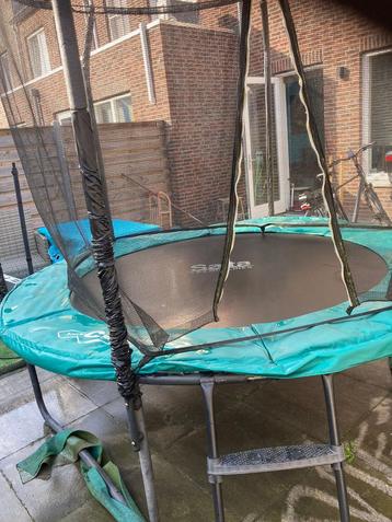 Saltra trampoline 2.44m