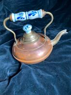 Koperen theepot met Delftsblauwe knop en handvat, Antiek en Kunst, Antiek | Koper en Brons, Ophalen of Verzenden