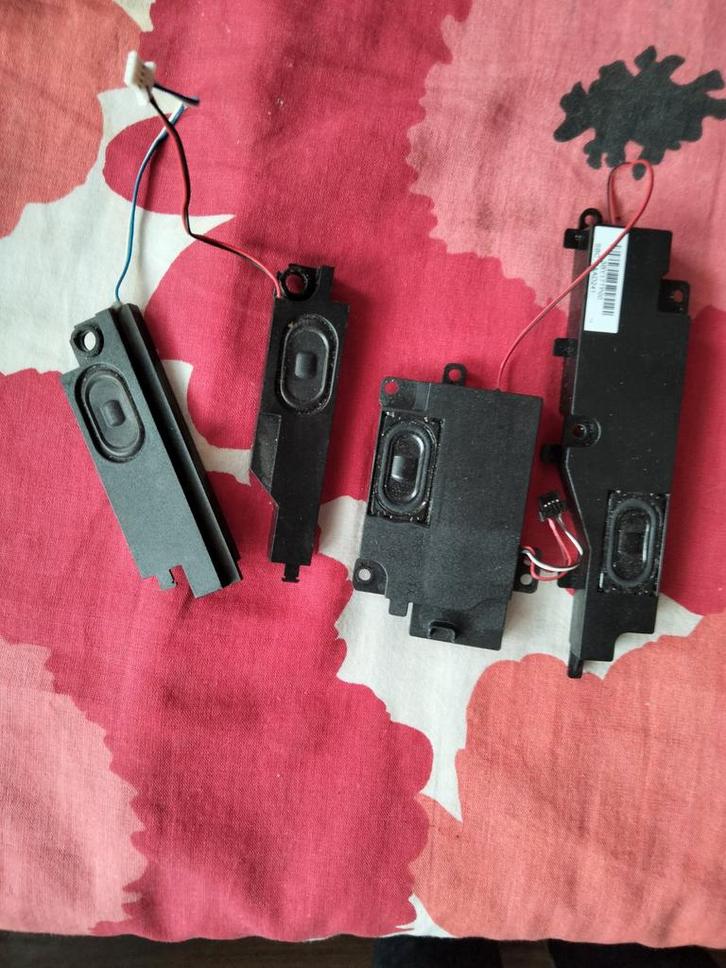 Laptop Speakers - Diverse Modellen 2 stuks, Computers en Software, Pc speakers, Gebruikt, Audiokanaal 2.0, Ophalen of Verzenden