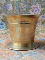 Mooie zware antieke vijzel met stamper uit Duitsland 9,5 cm., Antiek en Kunst, Ophalen of Verzenden, Koper