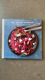 Orathay Souksisavanh - Het spirelli kookboek, Italië, Orathay Souksisavanh; Vania Nikolkic, Ophalen of Verzenden, Zo goed als nieuw