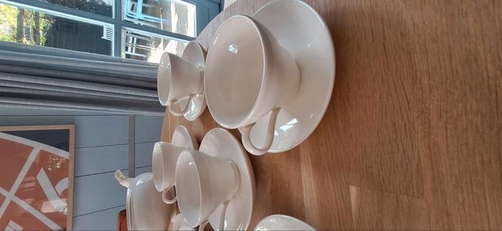 Wedgewood traditional queens ware, Antiek en Kunst, Antiek | Servies los, Ophalen of Verzenden