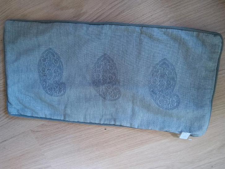 Sierkussen Abai - I 30x60 cm, Huis en Inrichting, Woonaccessoires | Kussens, Zo goed als nieuw, Grijs, Rechthoekig, Ophalen of Verzenden