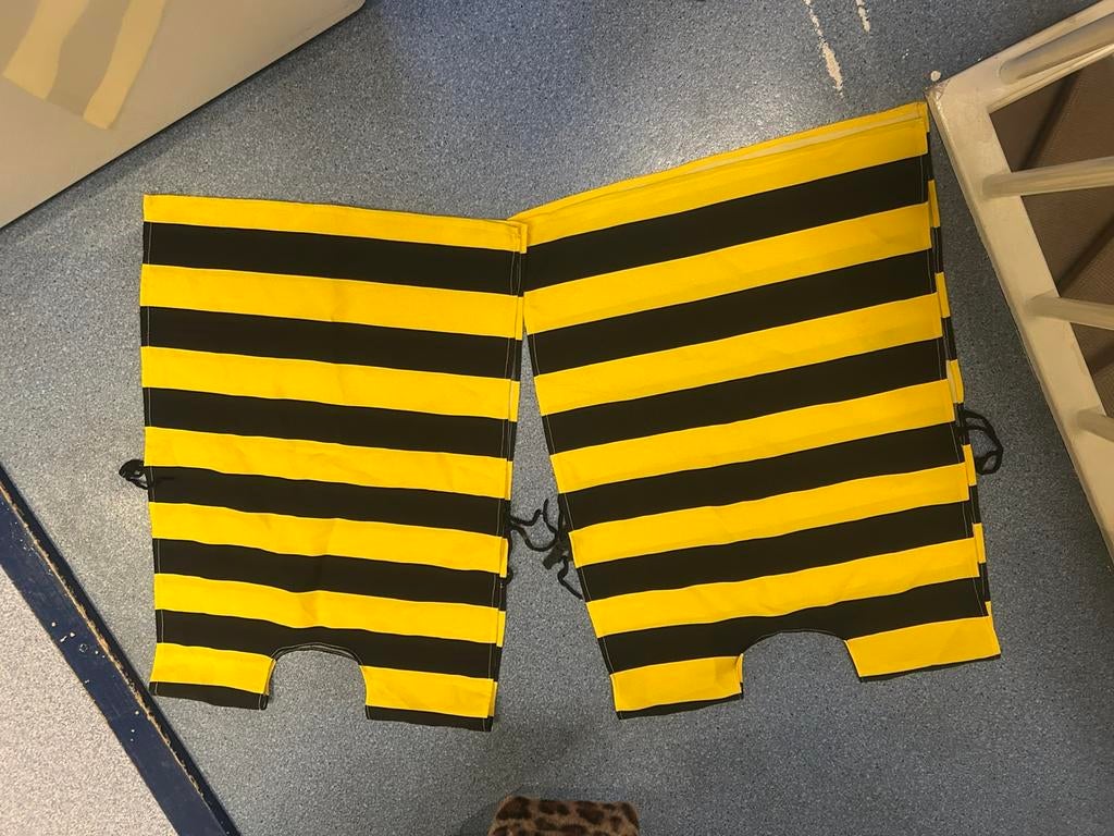 Universele 2 bijen pakjes/ overgooiers met accessoires, Ophalen of Verzenden, Zo goed als nieuw, Jongen of Meisje