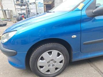 Scherm links-voor van een Peugeot 206 (KMF) beschikbaar voor biedingen