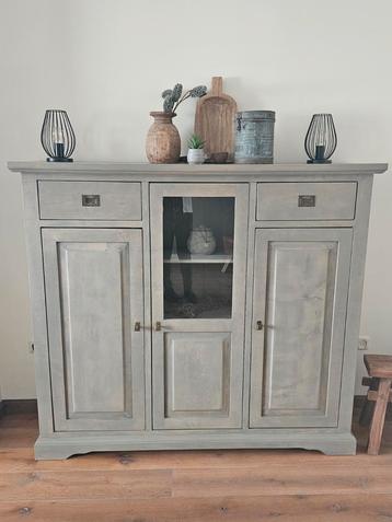 Houten kast taupe/grijs - Landelijk interieur beschikbaar voor biedingen