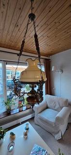 Antieke hangende olielamp., Ophalen