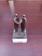 Bronzen Beeldje - Handdruk MJ Gesigneerd, Antiek en Kunst, Ophalen of Verzenden