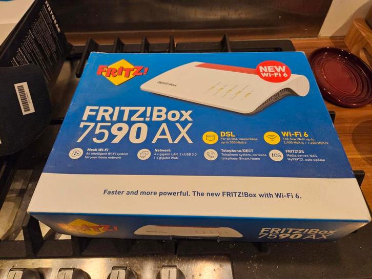 Fritzbox 7590 AX - Als nieuw in doos!, Computers en Software, Routers en Modems, Nieuw, Router met modem, Ophalen of Verzenden