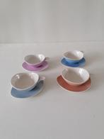 vier vintage conische gevormde soepkommen in pastel, Antiek en Kunst, Antiek | Servies los, Ophalen