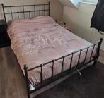 Bed 200x140 cm zwart, Ophalen, Zwart, 140 cm, Twijfelaar