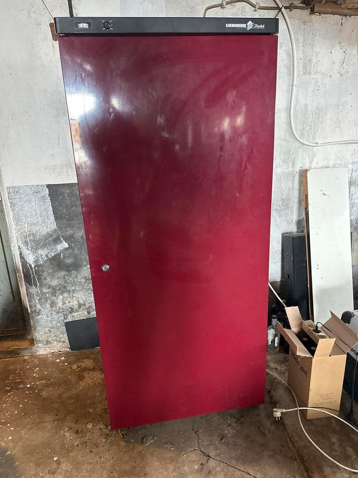 Grote Liebherr wijnkoelkast - Zonder inhoud!, Witgoed en Apparatuur, Koelkasten en IJskasten, Gebruikt, Zonder vriesvak, 200 liter of meer